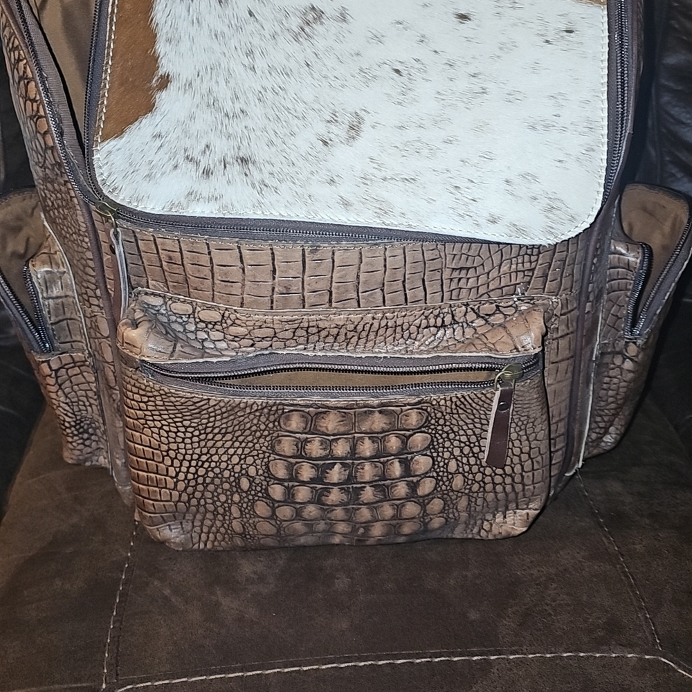 Brown Crocodile Pattern Men's Bag